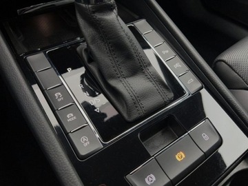 Skoda Superb III Scout 2.0 TDI SCR 200KM 2022 Skoda Superb 2.0TDI 200KM LK DSG 4x4 SerwisASO Acc Matrix DCC Kessy Hak FV, zdjęcie 29