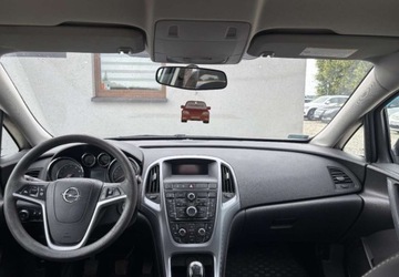 Opel Astra J Sedan 1.4 Turbo ECOTEC 140KM 2016 Opel Astra Samochod krajowy 1.4 BenzynaLPG 141KM, zdjęcie 13