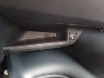 Toyota C-HR I Crossover Facelifting 1.8 Hybrid 122KM 2023 Toyota C-HR 1.8 Hybrid GPF Comfort 1.8 Hybrid GPF, zdjęcie 24