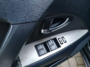 Toyota Avensis III Wagon 2.0 D-4D 126KM 2010 Toyota Avensis 2.0 D-4D 126KM Nav Kamera Klimatron, zdjęcie 10