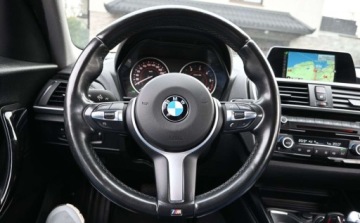 BMW Seria 1 F20-F21 Hatchback 5d Facelifting 2015 118d 150KM 2016 BMW Seria 1 2,0D 150 KM SPORT-LINE Full Led Nawigacja Klimatronik 2.0 150KM, zdjęcie 30