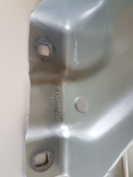 Петля капота Mercedes W246 A2468800228 B-CLASS