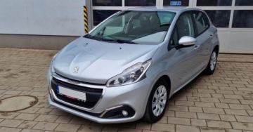 Peugeot 208 I Hatchback 5d Facelifting 1.2 PureTech 82KM 2017 Peugeot 208 Salon PL Faktura VAT Climatronic Czujnik deszczuzmierzchu 1.2, zdjęcie 1