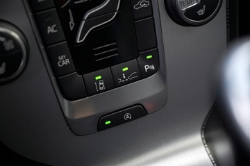 Volvo 2014 Volvo V40 Cross Country Ocean Race 1.6 diesel Blis zarejestrowany w Polsce, zdjęcie 38