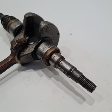 MCCULLOCH MAC 836 AV ШАТУН КОЛЕНВАЛА