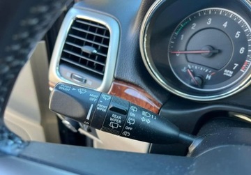 Jeep Grand Cherokee IV Terenowy Facelifting 3.6 V6 286KM 2012 Jeep Grand Cherokee 3.6 Benzyna Panorama Tempomat sensor Pod. kierownica, zdjęcie 21