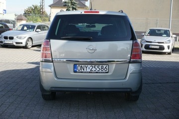 Opel Zafira B 1.6 Twinport ECOTEC 105KM 2006 Opel Zafira 1.6 Benzyna, 7 miejsc, długie, zdjęcie 5