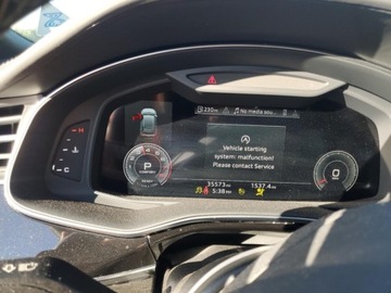 Audi Q8 2021 Audi Q8 2021, 3.0L, 4x4, PRESTIGE S-LINE, od ubezpieczalni 3.0 Benzyna, zdjęcie 10