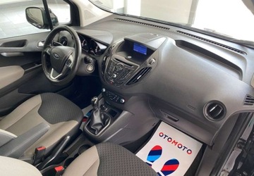 Ford Tourneo Courier I Mikrovan 1.5 TDCi 95KM 2017 Ford Tourneo Courier Ford Tourneo Courier 1.5 TDCi SampS Titanium 1.5, zdjęcie 18