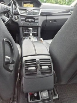 Mercedes Klasa E W212 Kombi 200 CGI BlueEFFICIENCY 184KM 2010 MERCEDES BENZ E KLASA E 200 CGI, zdjęcie 19
