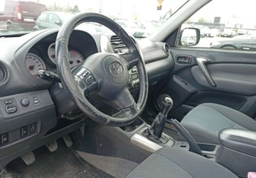 Toyota RAV4 II 2.0 16V D-4D 116KM 2005 Toyota RAV4 Toyota RAV4 2.0 Diesel 116KM, zdjęcie 8