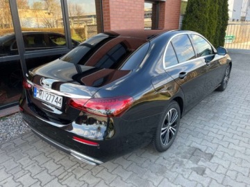 Mercedes Klasa E W213 Limuzyna Facelifting 2.0 E200 197KM 2020 Mercedes-Benz Klasa E 2.0 benzyna 197 KM automat zarej w PL zadbany z, zdjęcie 2
