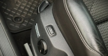 Volkswagen Golf VII Variant 2.0 TDI CR DPF BlueMotion Technology 150KM 2015 Volkswagen Golf (Nr.014) 2.0 TDI 4 Motion Panorama Kamera Klimatyzacja Gwa, zdjęcie 13