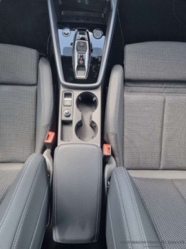 Audi A3 8Y Sportback Facelifting 1.5 35 TFSI 150KM 2025 Audi A3 Sportback Sportback S line 35 TFSI 2024138012 1.5 Benzyna 149KM, zdjęcie 11