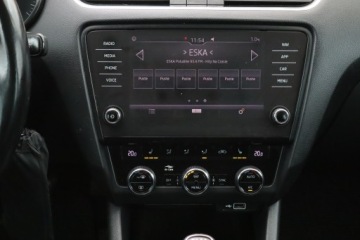 Skoda Octavia III Scout Kombi 2.0 TDI 150KM 2018 Skoda Octavia 2.0 TDI, Salon Polska, Serwis ASO, zdjęcie 12