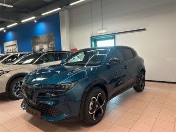 Alfa Romeo Junior SUV 1.2 Hybrid 145KM 2026 ALFA ROMEO Junior Ibrida Ti Suv 1.2 (145KM) 2026, zdjęcie 1