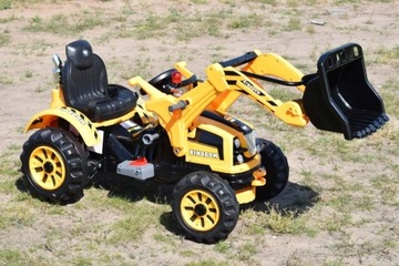 МОЩНЫЙ ТРАКТОР С КОВШОМ KINGDOM 12V ДВЕ СКОРОСТИ/J