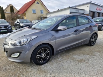 Hyundai i30 II Wagon 1.4 CVVT 100KM 2013 Hyundai i30 Sliczny 1.4 benzyna z Niemiec zarejestrowany bezwypadkowy gwar, zdjęcie 3
