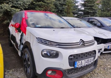 Citroen C3 II Hatchback facelifting 1.2 PureTech 110KM 2016 Citroen C3 112016r SALON POLSKA.1.2 Benzyna. Uszkodzony. Poobijany. Jezdzi, zdjęcie 1