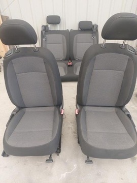 VW NEW BEETLE 5C FOTELE SIEDZENIA KOMPLET ŁADNE EUROPA
