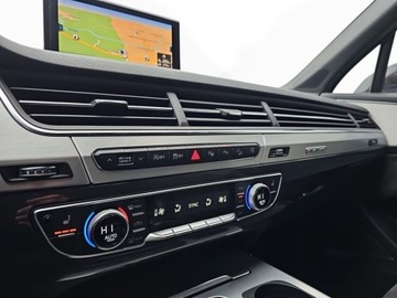 Audi Q7 II SQ7 4.0 TDI 435KM 2017 Audi SQ7 pneumatyka, hak, 7 osobowa, naglosnienie BOSE, elektryczne fotele, zdjęcie 24