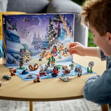 LEGO STAR WARS ADVENT КАЛЕНДАРЬ, 320 ШТ. ФИГУРКИ
