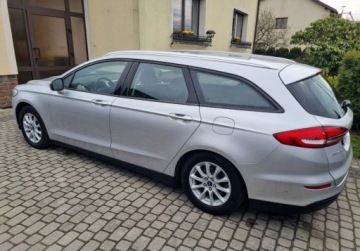 Ford Mondeo V Kombi 2.0 TDCi 150KM 2018 Ford Mondeo SW 2.0D 150PS Zadbane Bezwypadkowe Dodatkowe kola Po oplatach, zdjęcie 5