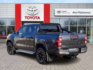 Toyota Hilux VIII Podwójna kabina Facelifting 2.8 D-4D 204KM 2023 Toyota Hilux Hilux Invincible 2.8 D-4D 204KM, automat - cesja leasingu 2.8, zdjęcie 4