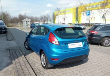 Ford Fiesta VII Hatchback 3d Facelifting 1.0 EcoBoost 100KM 2015 Ford Fiesta Nowy rozrzad i pompa wody Benzyna 100KM, zdjęcie 1