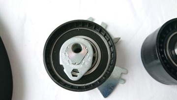 КОМПЛЕКТ ГРМ + НАСОС CITROEN C5 III 2.0 HDI PEUGEOT 307 407 508