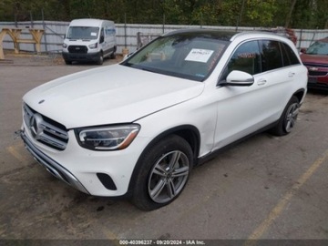 Mercedes GLC C253 2021 Mercedes-Benz GLC 2021, 2,0L, 4x4 2.0 Benzyna 255KM, zdjęcie 2