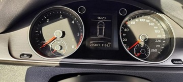 Volkswagen Passat B7 Variant 1.6 TDI CR DPF BlueMotion 105KM 2011 Volkswagen Passat Navi PDC Climatronic Grz. Fotele, zdjęcie 12