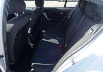 BMW Seria 1 F20-F21 Hatchback 5d Facelifting 2017 118i 136KM 2018 BMW Seria 1 1.5 136KM Super Stan Bezwypadkowy Oplacony Serwis 1.5, zdjęcie 17