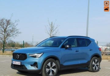 Volvo XC40 Crossover Plug-In Facelifting 1.5 T4 211KM 2023 Volvo XC 40 1,5T4 z Gwarancja Bezwypadkowy Model 2024r 1.5 Hybryda Plug-in