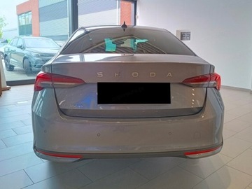 Skoda Octavia IV Liftback 1.5 TSI EVO 150KM 2025 SKODA Octavia Selection 1.5 TSI mHEV DSG Sedan 150KM 2025, zdjęcie 3
