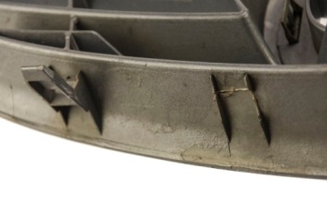 MAZDA 3 BK РЕШЕТКА РАДИАТОРА 29Y