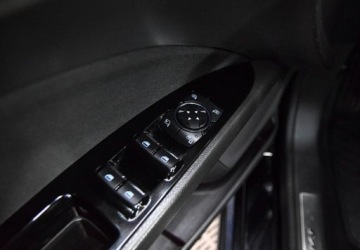 Ford Mondeo V Kombi 2.0 TDCi 150KM 2019 Ford Mondeo Automat _ 2.0 diesel _ Bardzo bogata wersja wyposazenia _ 2.0, zdjęcie 22