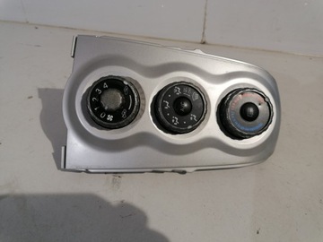 Toyota Yaris II panel sterowania nawiewu