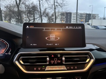 BMW X4 G02 SUV Facelifting 2.0 20d 190KM 2022 BMW X4 xDrive20d 190KM Dostęp komfortowy Kierownic, zdjęcie 17