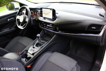 Nissan Qashqai III Crossover 1.3 DIG-T MHEV 140KM 2022 Nissan Qashqai Nissan Qashqai 1.3 DIG-T N-Connecta EU6d 1.3 Benzyna 140KM, zdjęcie 38