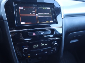 Suzuki Vitara III SUV Facelifting 1.4 BoosterJet 140KM 2019 Suzuki Vitara 1.4 BoosterJet, Salon Polska, zdjęcie 11