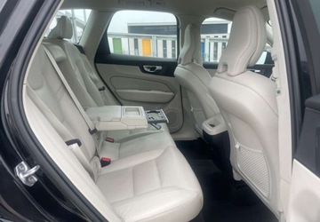 Volvo XC60 II Crossover D5 235KM 2020 Volvo XC 60 B5D AWD 249KM *SalonPL*SerwisASO *FVAT23%, zdjęcie 24