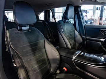 Mercedes GLC C254/X254 Coupe 2.0 200 204KM 2025 MERCEDES-BENZ GLC 200 4-Matic AMG Line 2.0 (204KM) 2025, zdjęcie 3