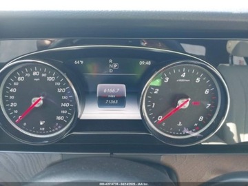 Mercedes Klasa E W213 2019 Mercedes-Benz Klasa E Mercedes-Benz E 300 2.0 Benzyna 241KM, zdjęcie 8