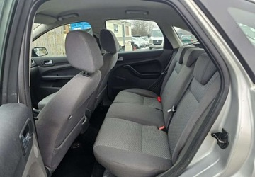 Ford Focus I Sedan 1.6 16V 100KM 2004 Ford Focus Ford Focus 1.6 FX Gold 1.6 Benzyna 100KM, zdjęcie 5