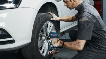 GDS 18V-400 УДАРНЫЙ гайковерт BOSCH 2x5,0 Ач