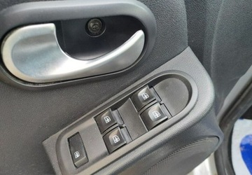 Dacia Duster I SUV Facelifting 1.6 SCe 114KM 2017 Dacia Duster Salon Polska Zadbany 1.6 Benzyna 114KM, zdjęcie 16