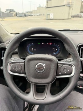 Volvo XC40 Crossover Facelifting 2.0 B5 250KM 2022 Volvo XC 40 2.0 250KM bardzo zadbane,nowe auto 2.0 Benzyna 250KM, zdjęcie 19