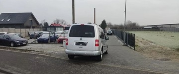 Volkswagen Caddy III Kombi Facelifting 1.6 TDI 102KM 2012 Volkswagen Caddy 1.6 tdi ,maxi ,bezwypadek ,bogata wersja ,duzo nowych cze, zdjęcie 4