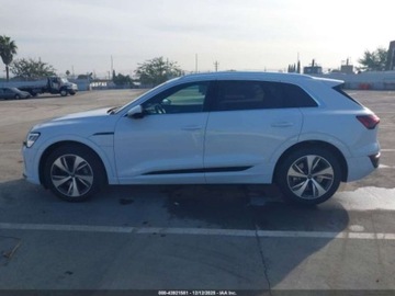 Audi Q8 2024 Audi Q8 e-tron Premium Plus Quattro 2024 Elektryczny 402KM, zdjęcie 2